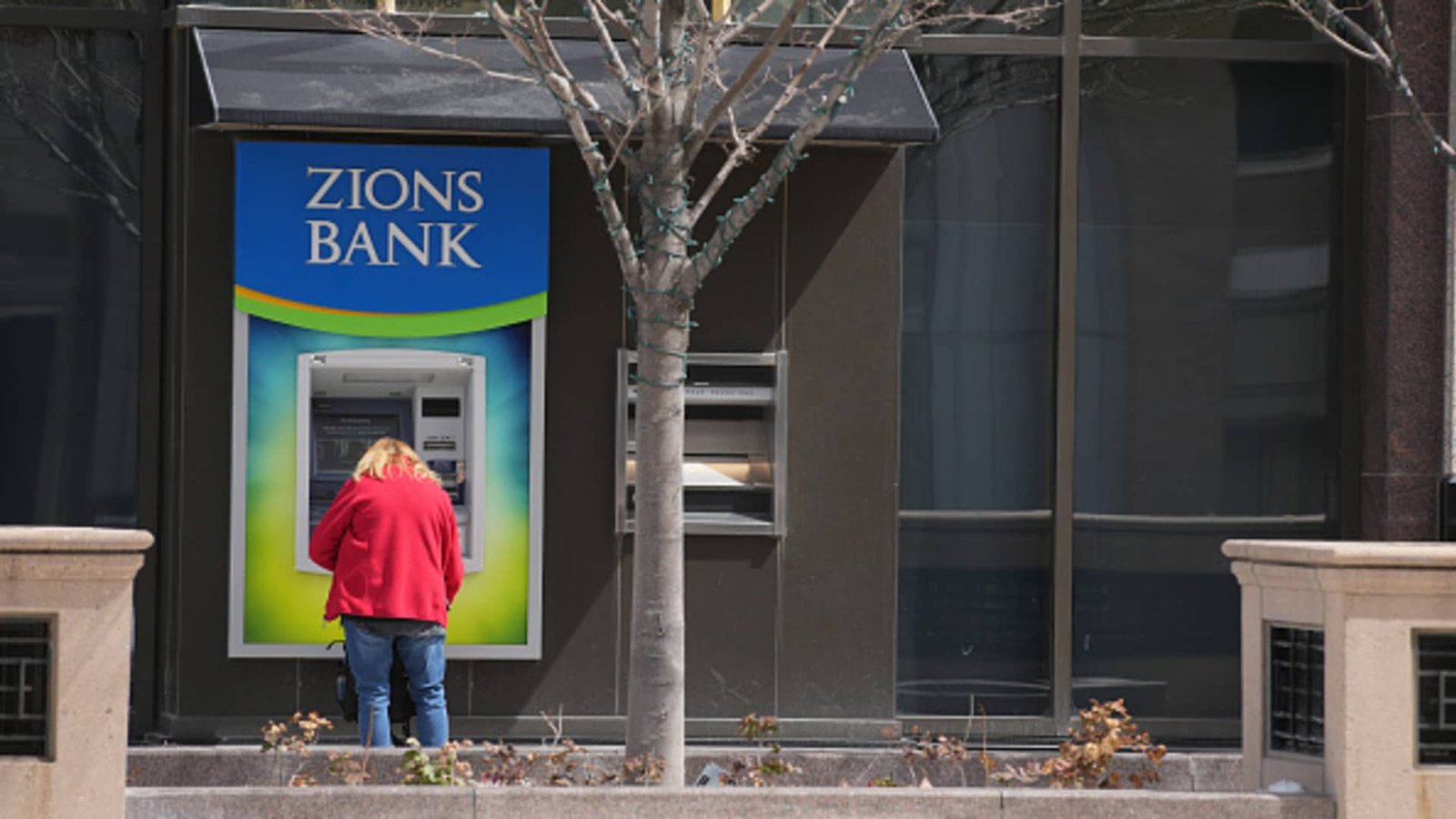Cautious investors may want to look beyond high-yield savings accounts